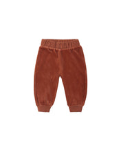Load image into Gallery viewer, Velour Relaxed Sweatpant | Redwood