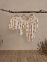 Load image into Gallery viewer, Relaxed Sweatshirt | Coyote