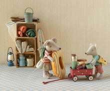 Load image into Gallery viewer, Mouse Wagon | Red