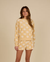 Load image into Gallery viewer, Boxy Pullover | Daisy
