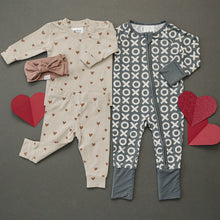 Load image into Gallery viewer, Two-Piece Cozy Set | Hearts
