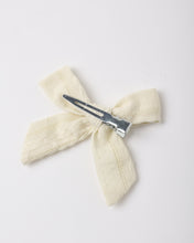 Load image into Gallery viewer, Bows, Set of 2 | Ivory
