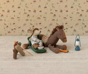 Hiker Mouse | Big Brother, Stripes