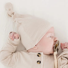 Load image into Gallery viewer, Top Knot Hat | Cove
