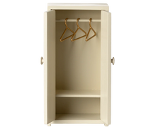 Load image into Gallery viewer, Mouse Closet | Cream
