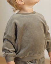 Load image into Gallery viewer, Velour Relaxed Sweatshirt | Forest
