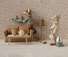 Load image into Gallery viewer, Mouse Couch | Mable

