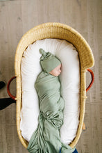 Load image into Gallery viewer, Top Knot Hat | Marley
