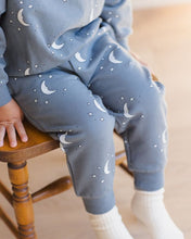 Load image into Gallery viewer, Relaxed Fleece Sweatpant | Silver Moons
