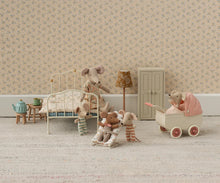 Load image into Gallery viewer, Mouse Pram | Coral
