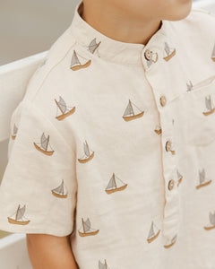 Short Sleeve Mason Shirt | Sailboats