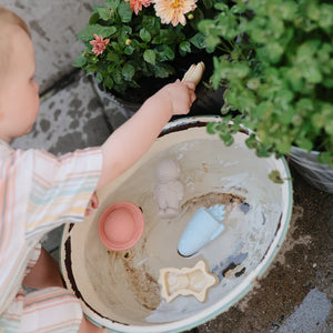 Mold Free Bath Toy | Space