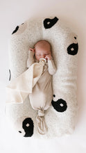 Load image into Gallery viewer, Plush Blanket | Black &amp; White Yin Yang
